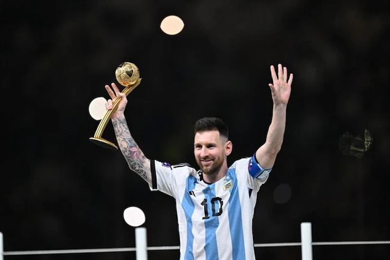 Messi có 2 quả bóng vàng WC, điều mà nhiều huyện thoại chưa làm được 